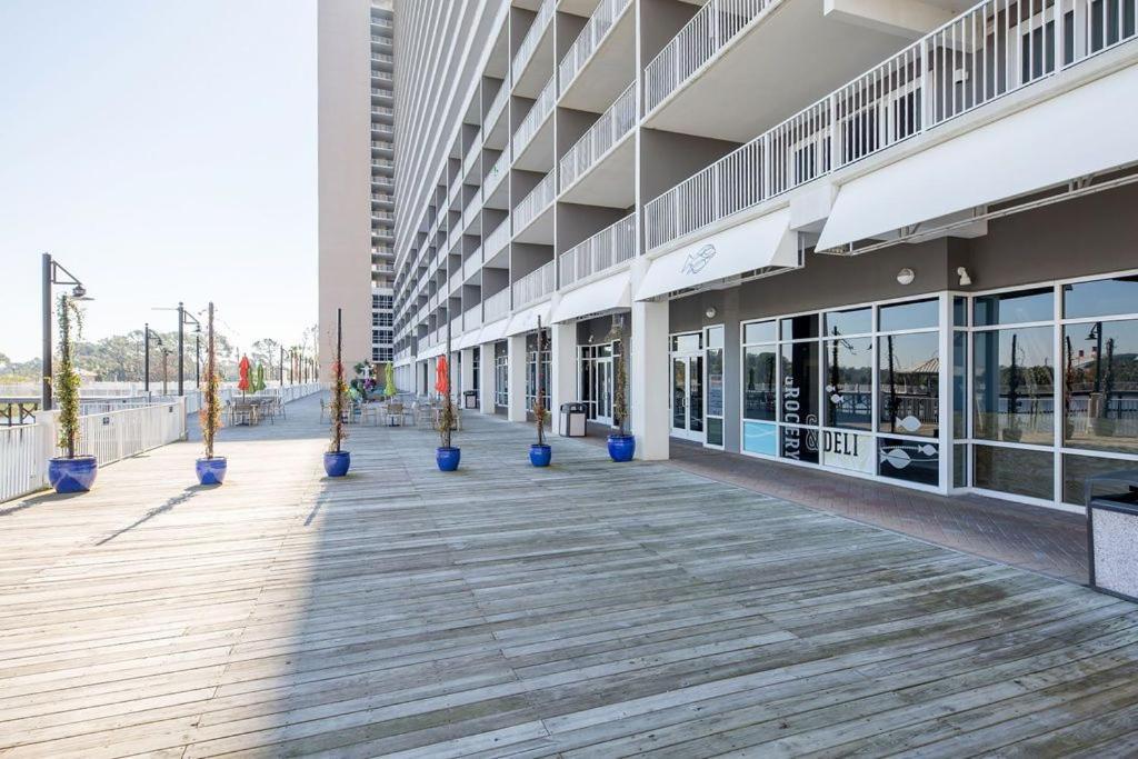 Some Beach Some Where At Laketown Wharf #825 By Nautical Properties Panama City Beach Extérieur photo